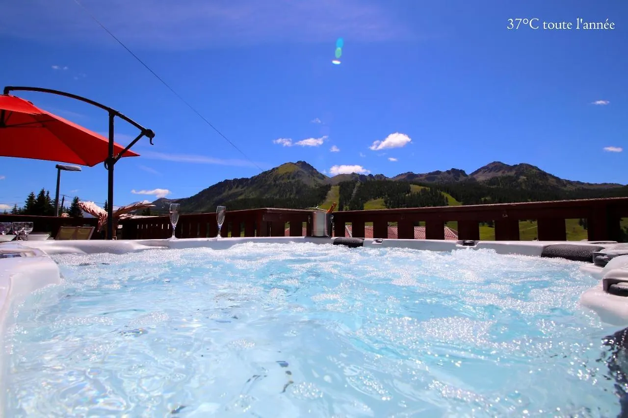 Spacious Chalet 16/18 Guests W/Slope View, Jacuzzi Et Sauna Montgenevre